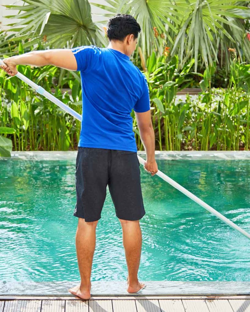 Rehabilitation swimming pool